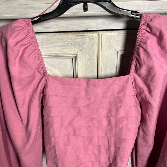 Vestique Boutique Pink Puff Sleeve‎ Square Neck Cropped Tie Back Emery Blouse - Picture 3 of 6
